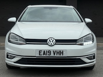 Used Volkswagen Golf 2019 for sale - 76616604: Photo