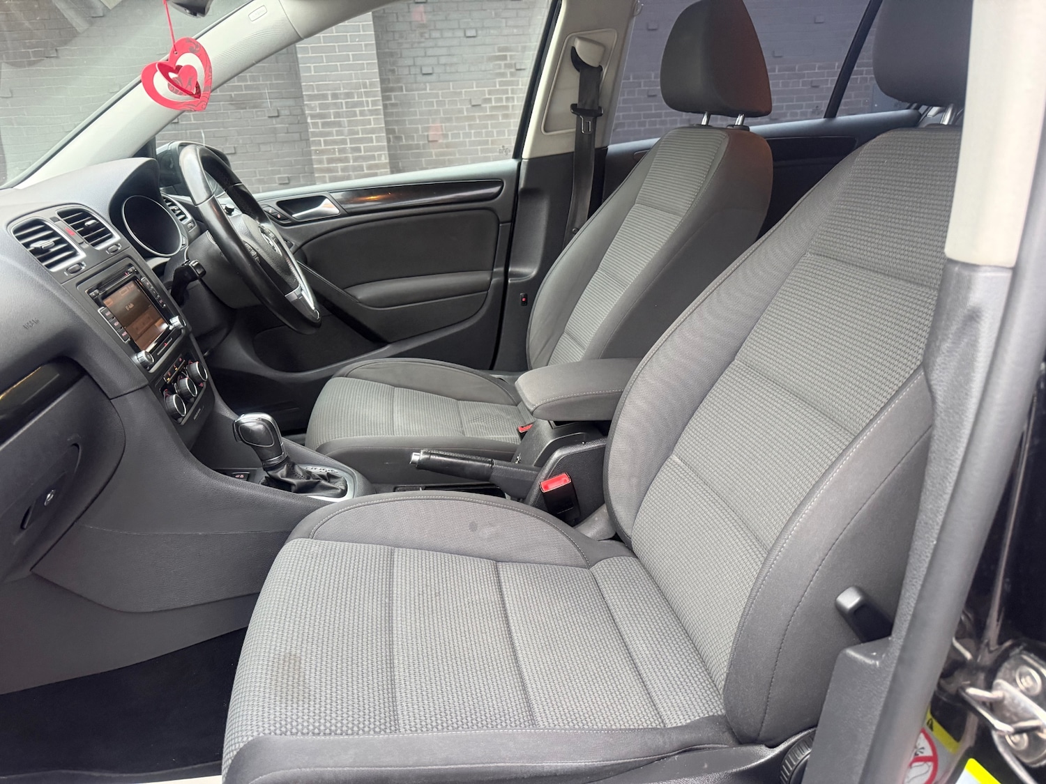 Used Volkswagen Golf 2011 for sale - 78018735: Photo 17