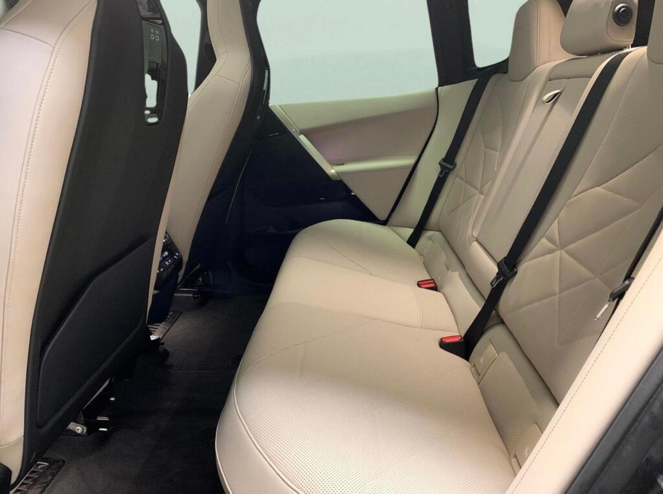 Used BMW iX 2023 for sale - 77129836: Photo 13