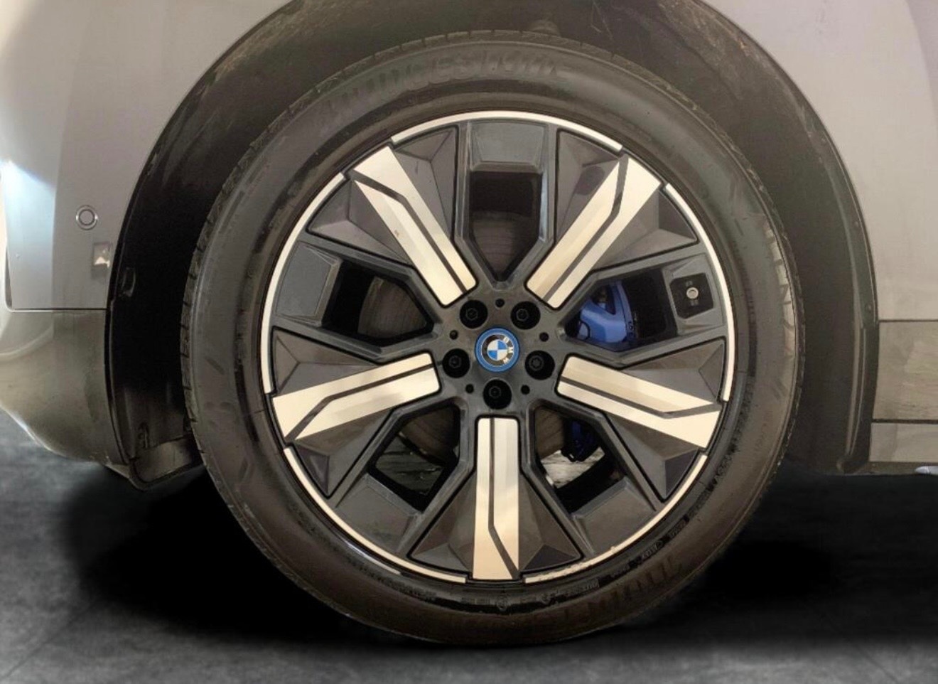 Used BMW iX 2023 for sale - 77129836: Photo 20