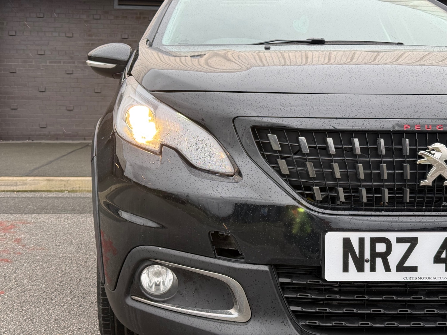 Used Peugeot 2008 2018 for sale - 77851737: Photo 32