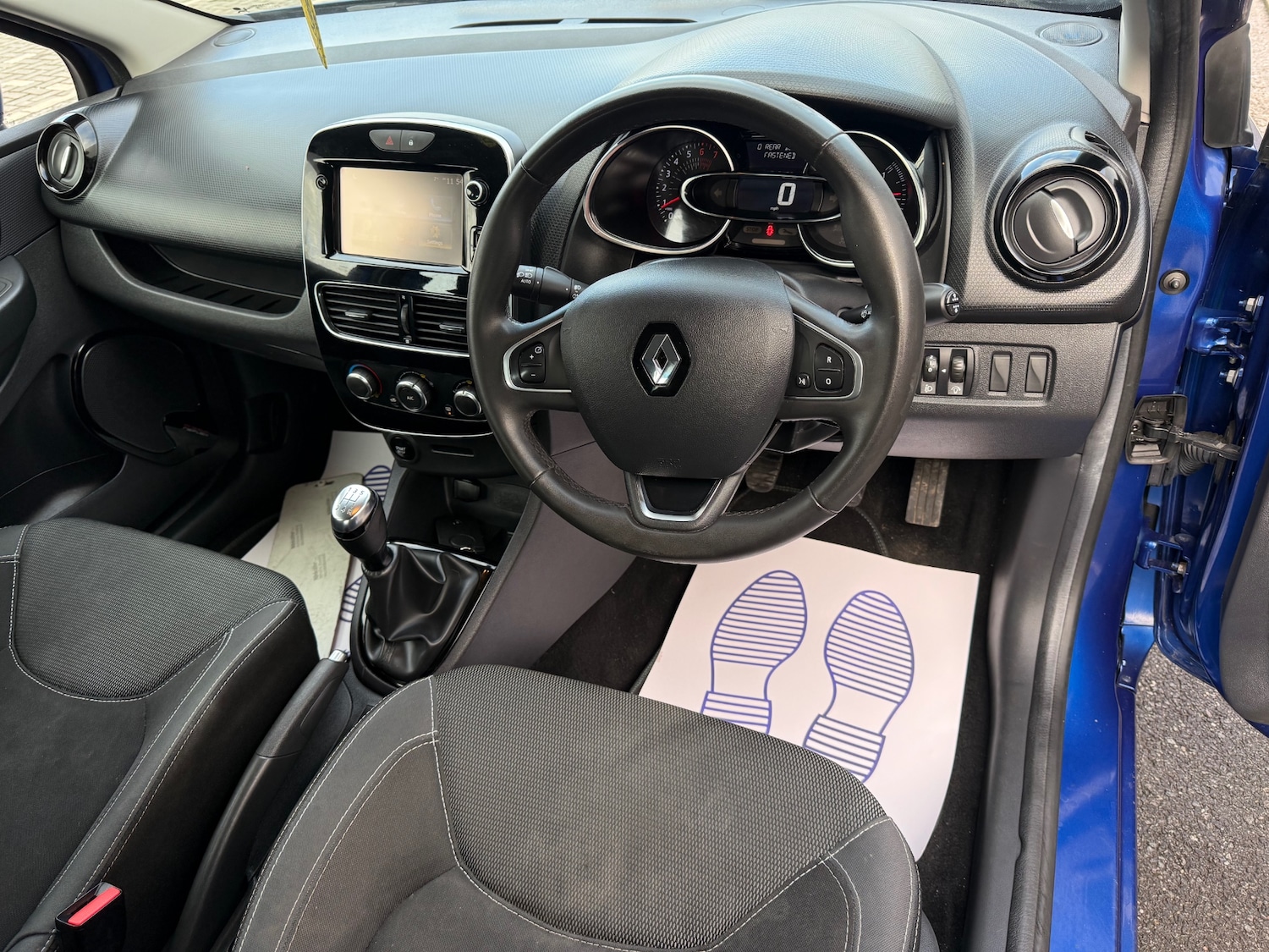 Used Renault Clio 2017 for sale - 77536413: Photo 13