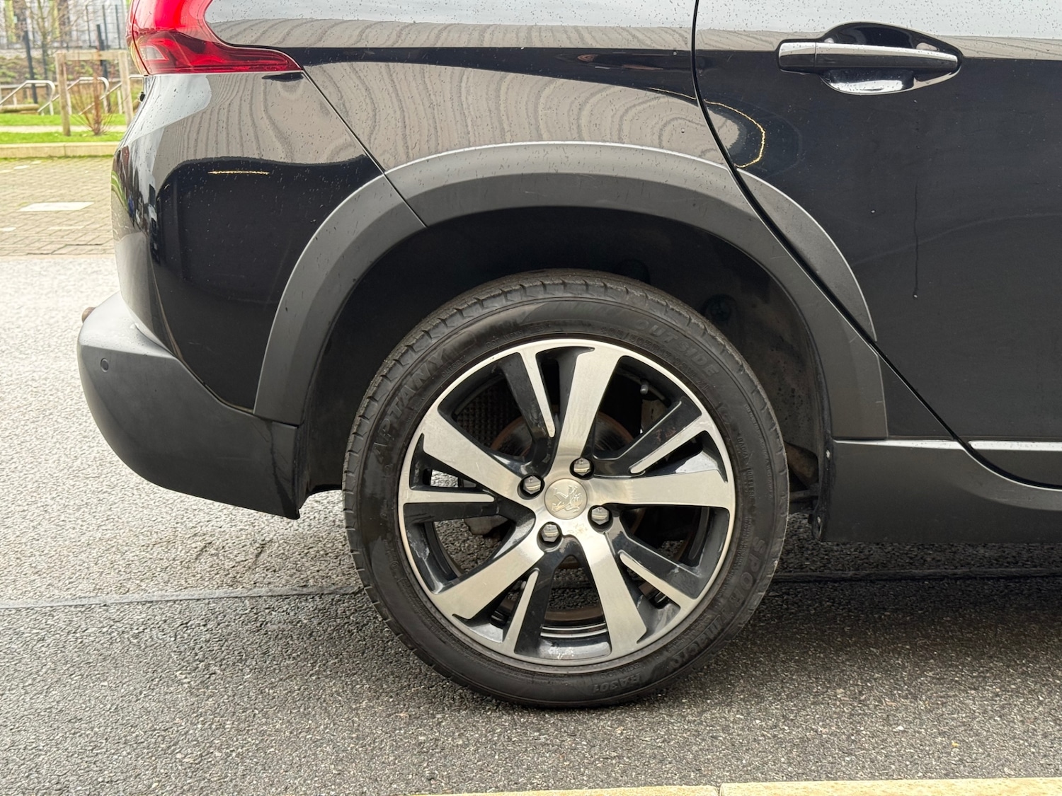 Used Peugeot 2008 2018 for sale - 77584876: Photo 25