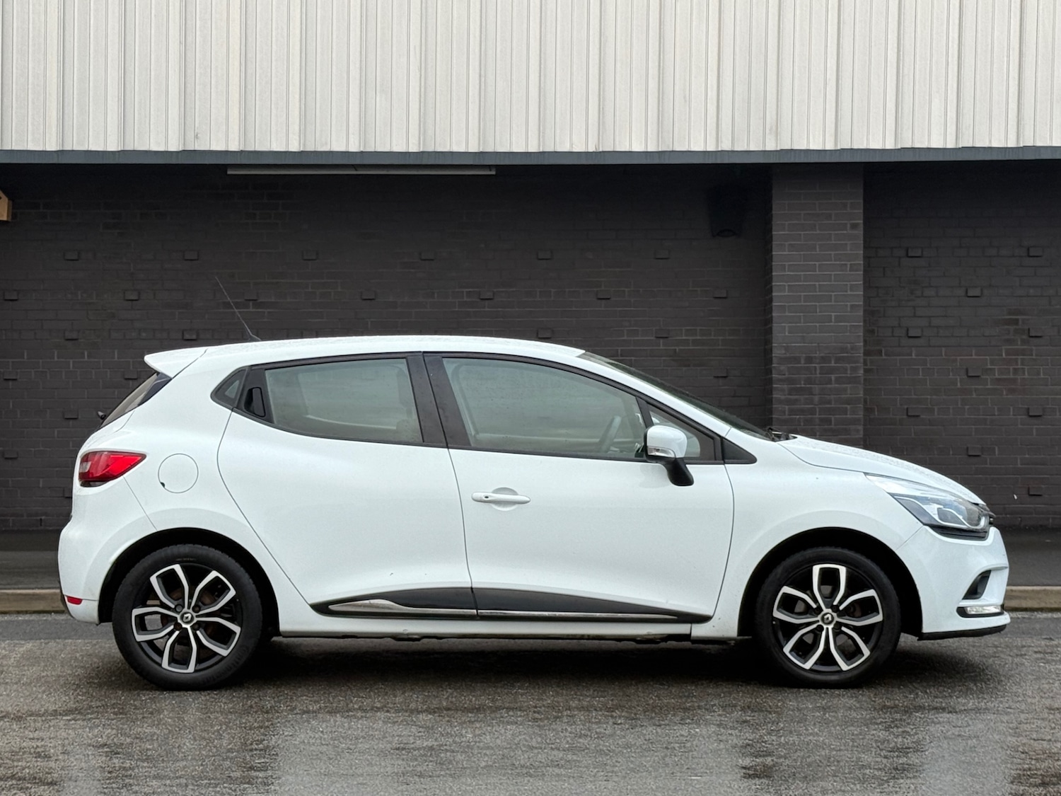 Used Renault Clio 2018 for sale - 77228292: Photo 7