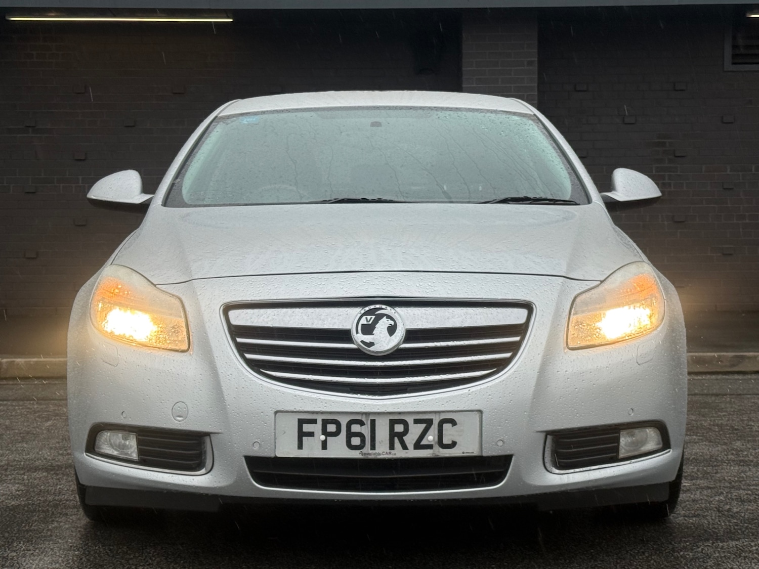 Used Vauxhall Insignia 2012 for sale - 77289266: Photo 2