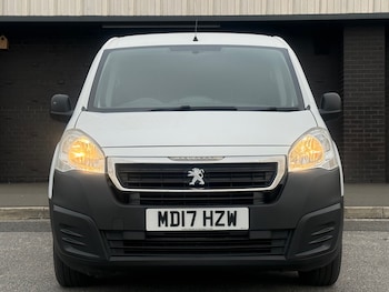 Used Peugeot Partner 2017 for sale - 78274259: Photo