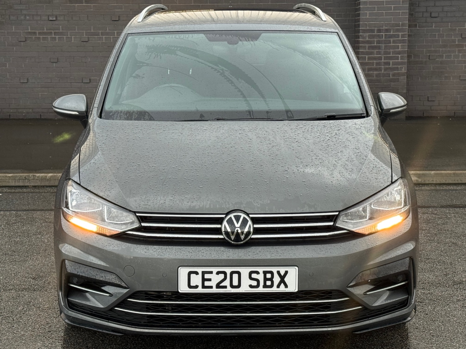 Used Volkswagen Touran 2020 for sale - 78031930: Photo 3