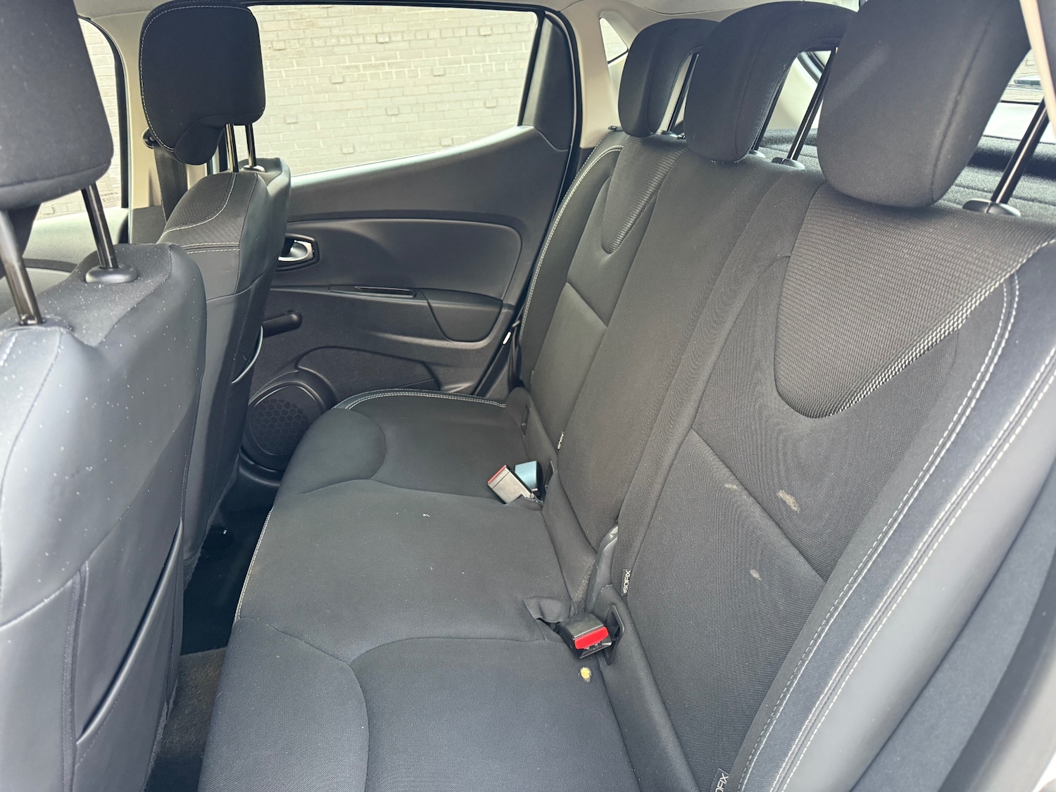 Used Renault Clio 2018 for sale - 77548496: Photo 30