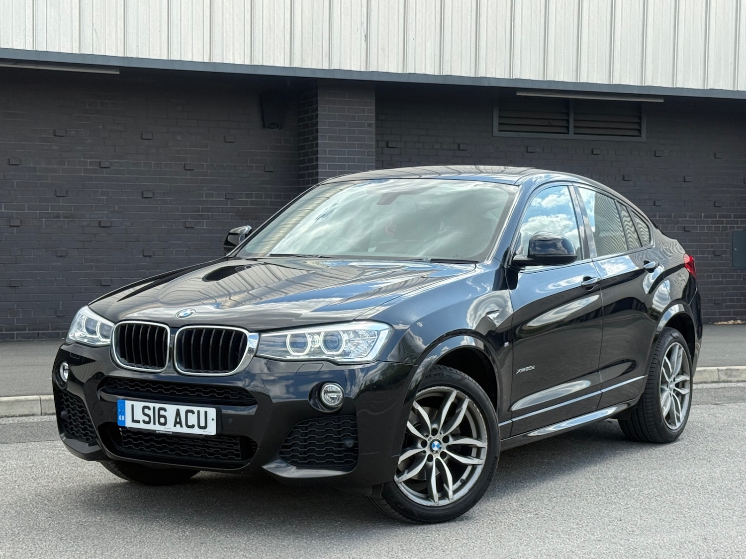 Used BMW X4 2016 for sale - 76501714: Photo 2
