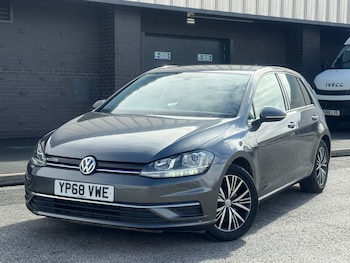 Used Volkswagen Golf 2018 for sale - 78301012: Photo