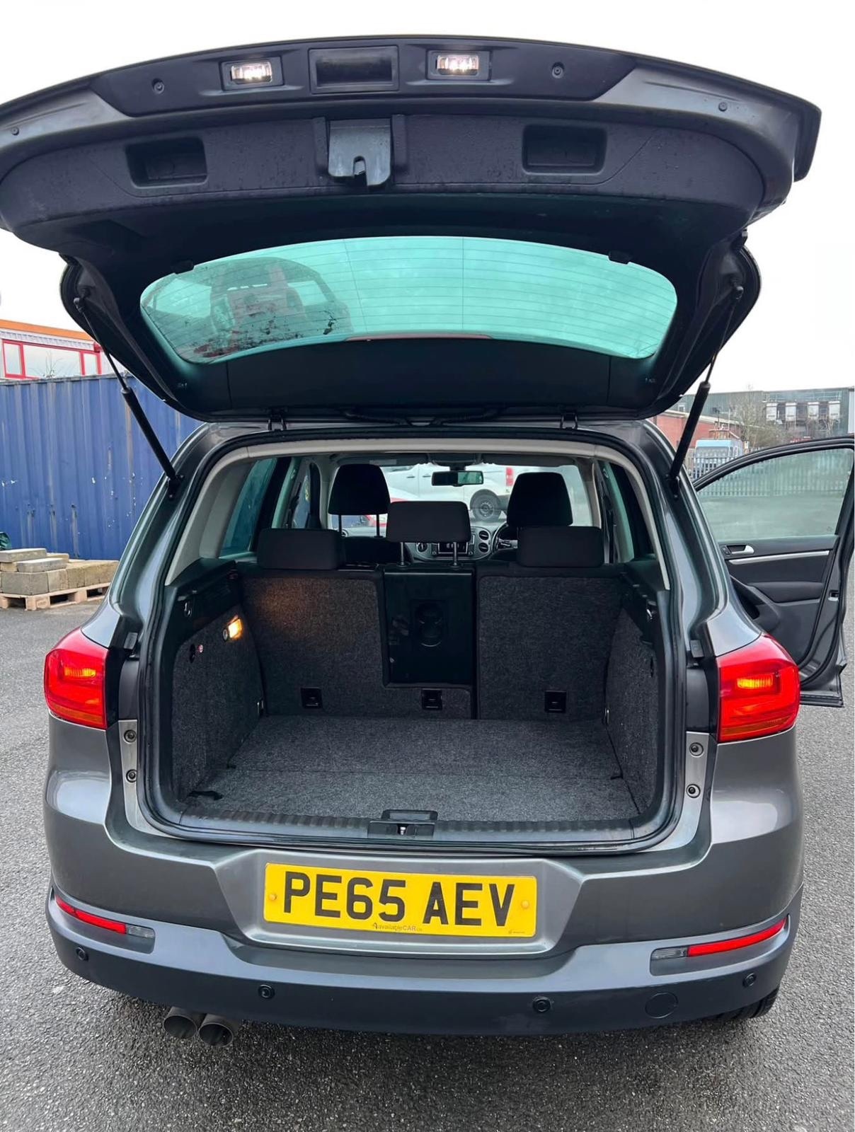 Used Volkswagen Tiguan 2015 for sale - 77213673: Photo 10