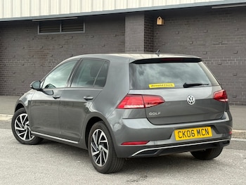 Used Volkswagen Golf 2019 for sale - 75617146: Photo
