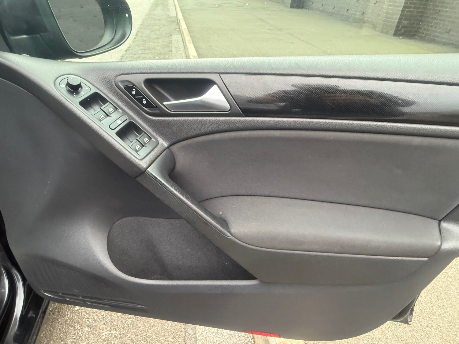 Used Volkswagen Golf 2011 for sale - 78109882: Photo 20