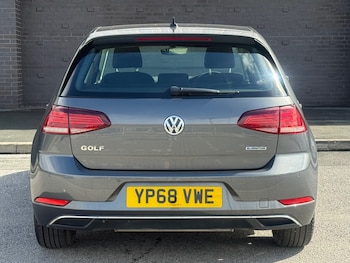 Used Volkswagen Golf 2018 for sale - 78526940: Photo