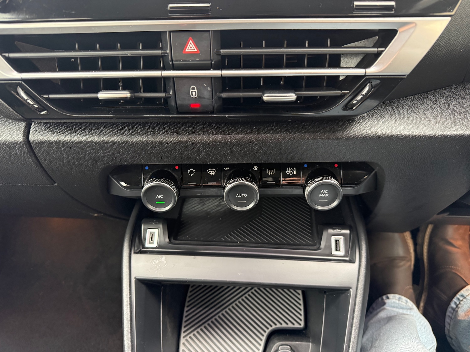 Used Citroen C4 2022 for sale - 77235690: Photo 37