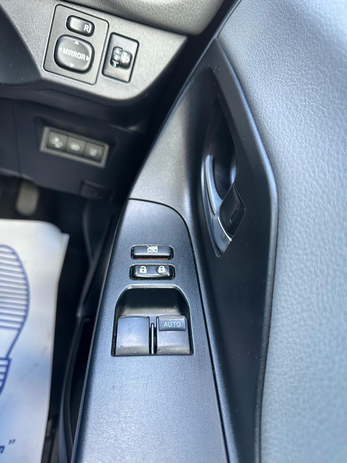 Used Toyota Yaris 2020 for sale - 77012923: Photo 11