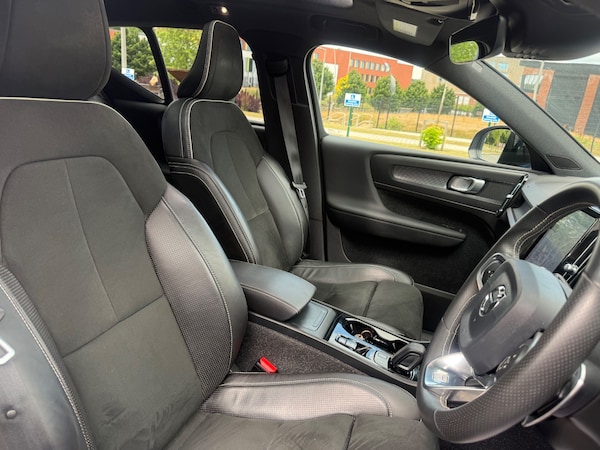 Used Volvo XC40 2020 for sale - 76293316: Photo 40