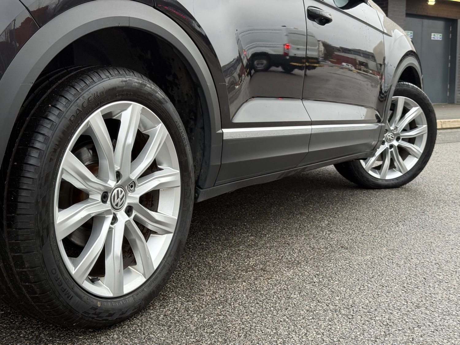 Used Volkswagen T-Roc 2020 for sale - 77963854: Photo 28