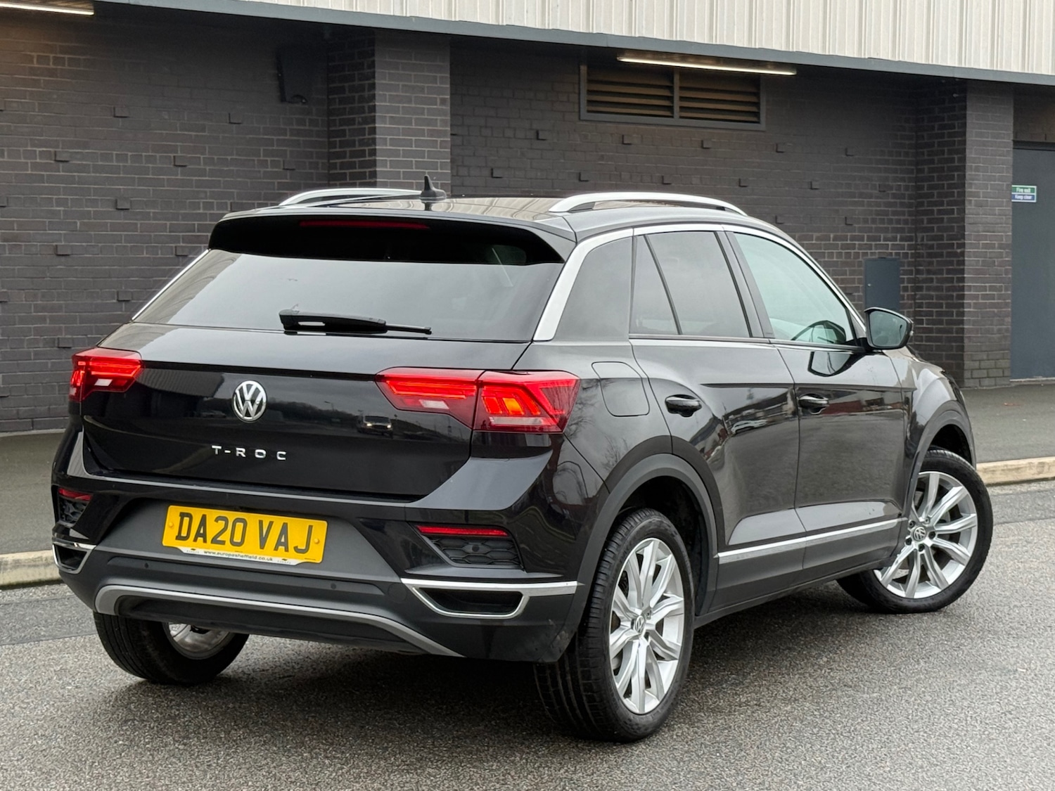 Used Volkswagen T-Roc 2020 for sale - 77963854: Photo 5