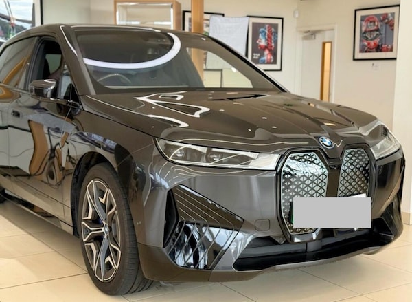 Used BMW iX 2023 for sale - 76249284: Photo 1