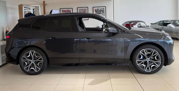 Used BMW iX 2023 for sale - 76249284: Photo 9