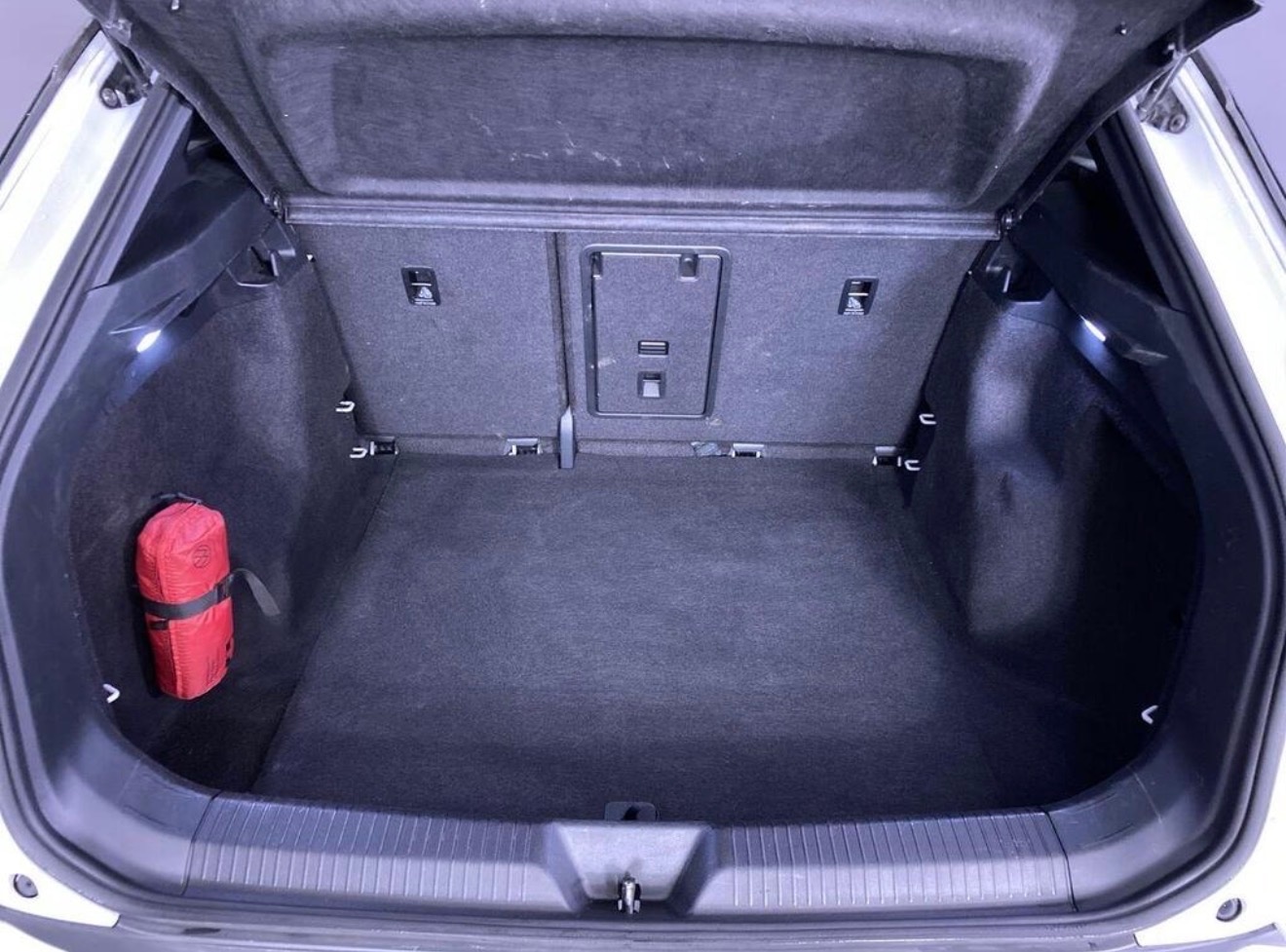 Used Volkswagen ID.4 2022 for sale - 77958604: Photo 9