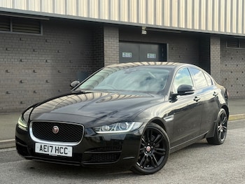 Used Jaguar XE 2017 for sale - 77903170: Photo