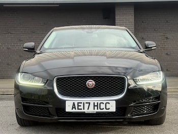 Used Jaguar XE 2017 for sale - 77903170: Photo
