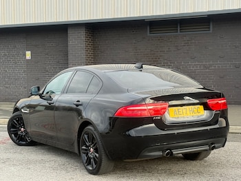 Used Jaguar XE 2017 for sale - 77903170: Photo