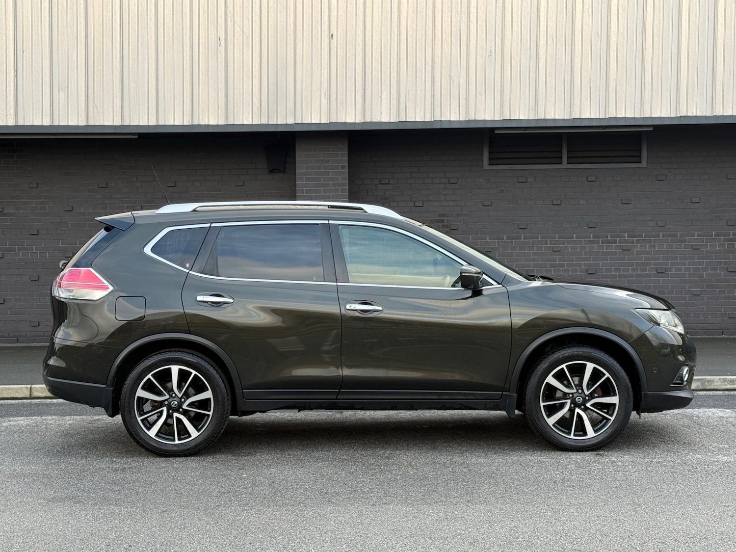 Used Nissan X-Trail 2016 for sale - 77958617: Photo 8