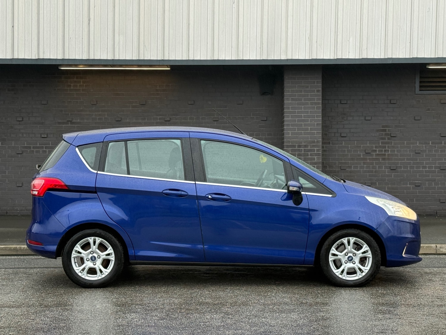 Used Ford B-MAX 2017 for sale - 77637063: Photo 8