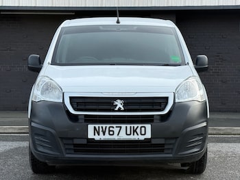 Used Peugeot Partner 2018 for sale - 77584264: Photo