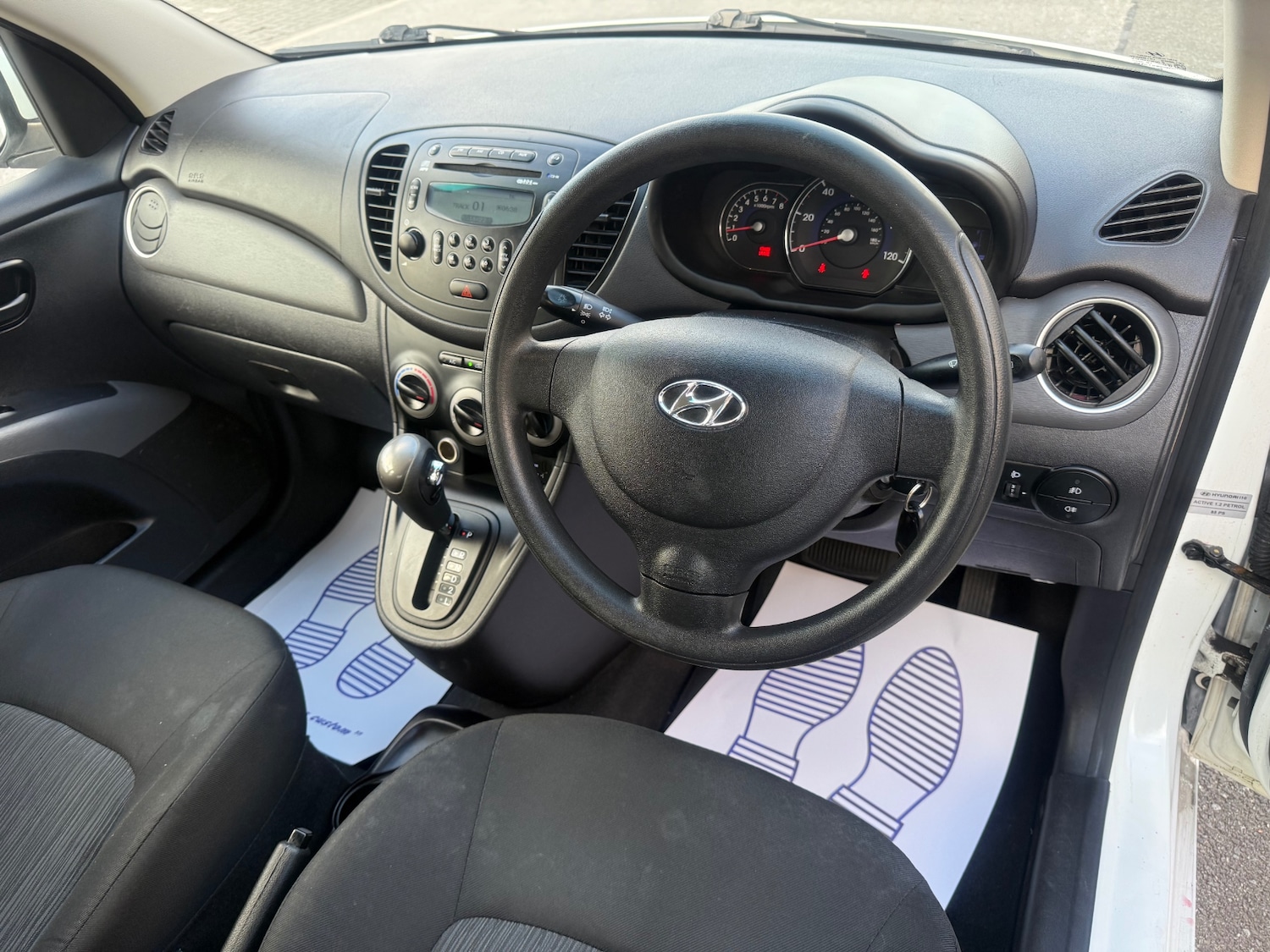 Used Hyundai i10 2013 for sale - 78031912: Photo 13