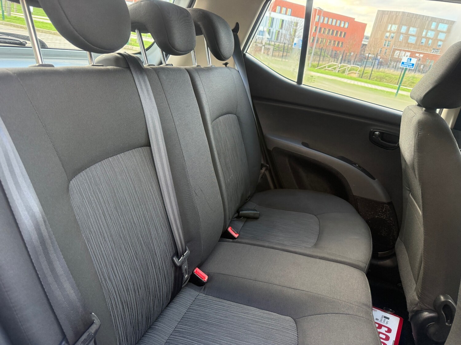 Used Hyundai i10 2013 for sale - 78031912: Photo 21