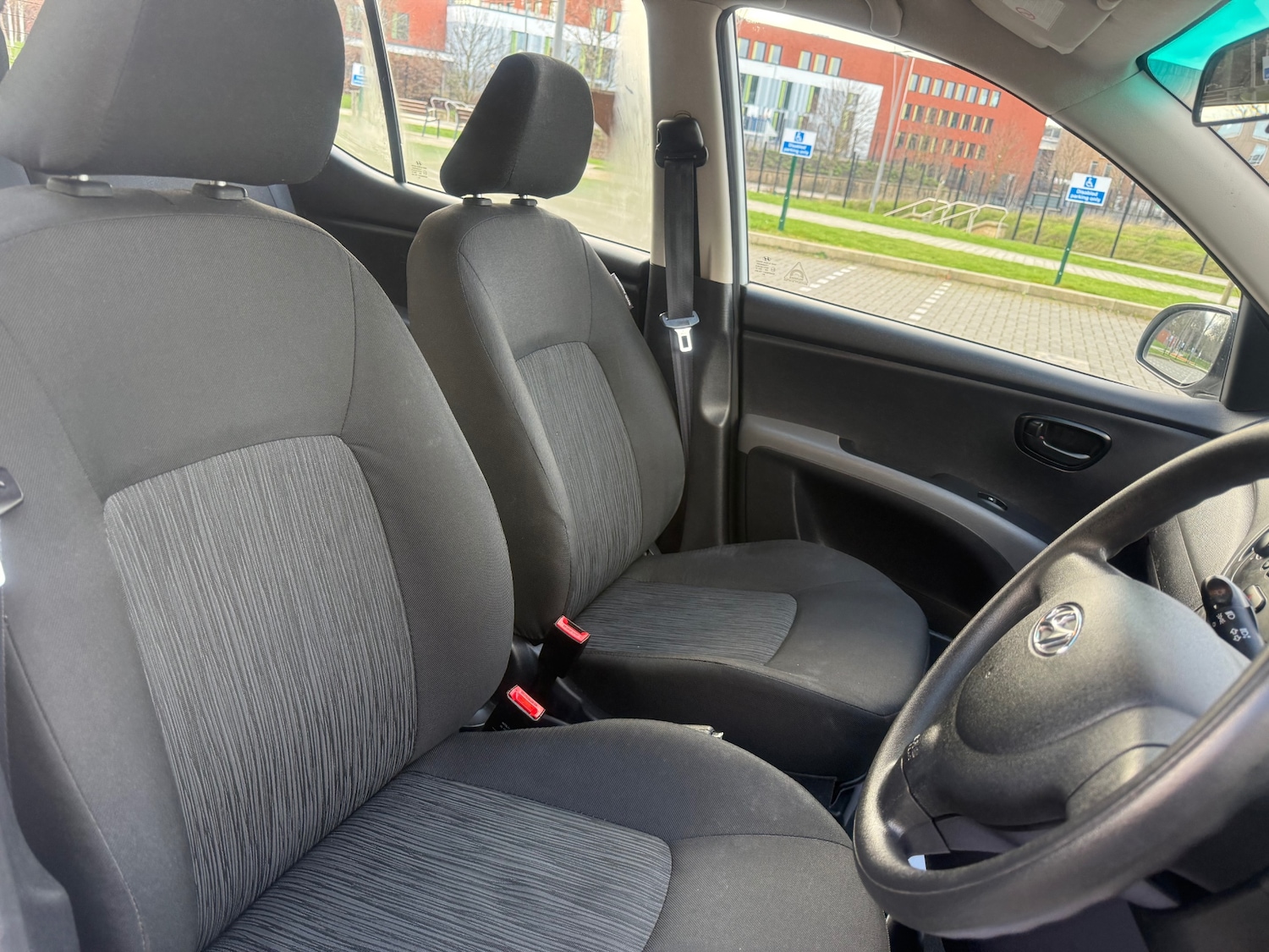 Used Hyundai i10 2013 for sale - 77819977: Photo 13