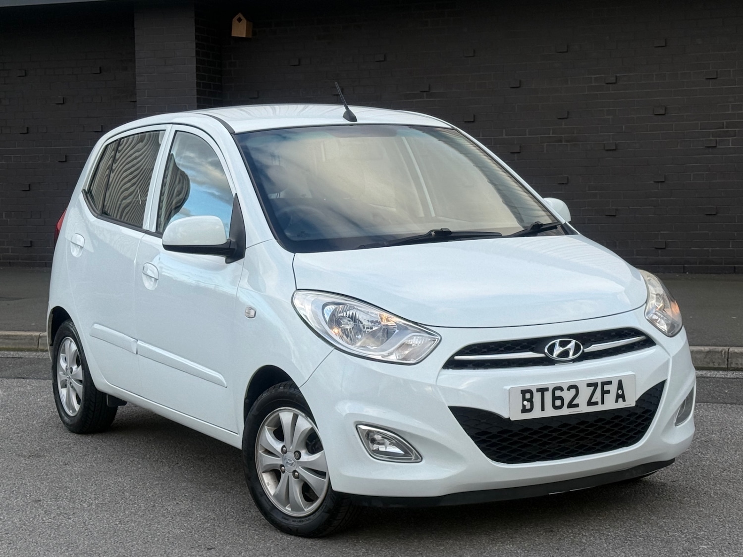Used Hyundai i10 2013 for sale - 77819977: Photo 2