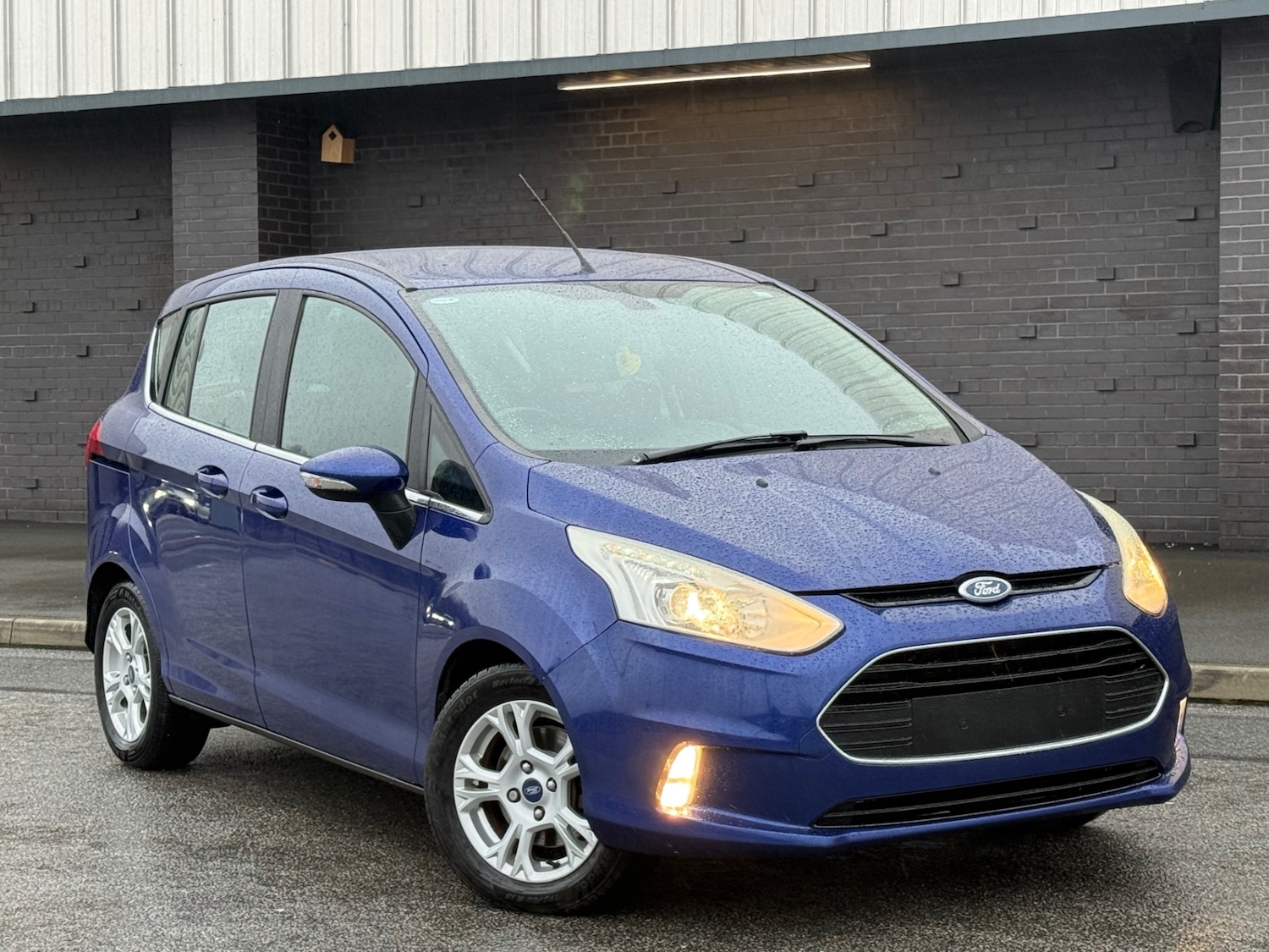 Used Ford B-MAX 2017 for sale - 78031933: Photo 2