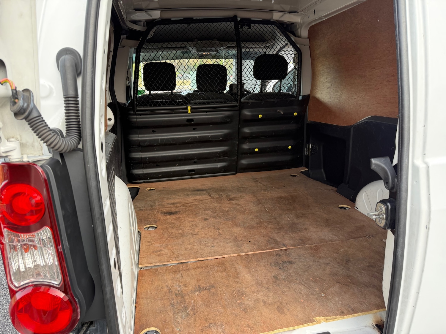 Used Peugeot Partner 2018 for sale - 77735883: Photo 17