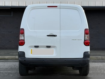 Used Peugeot Partner 2017 for sale - 78071050: Photo