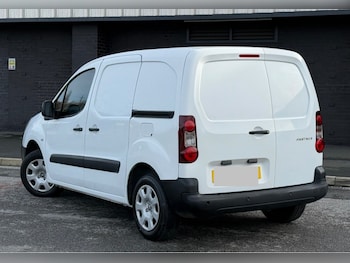 Used Peugeot Partner 2017 for sale - 78071050: Photo