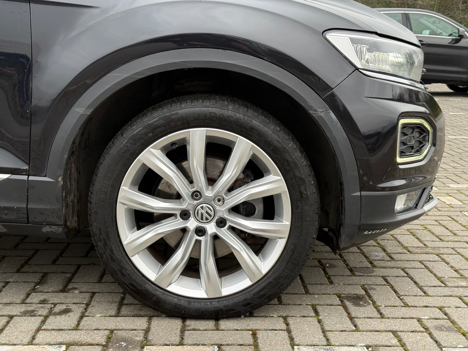 Used Volkswagen T-Roc 2020 for sale - 77687733: Photo 20