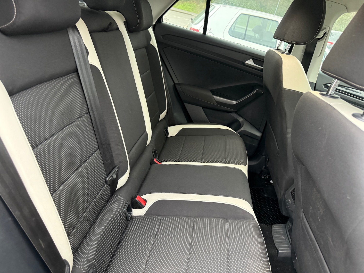 Used Volkswagen T-Roc 2020 for sale - 77687733: Photo 35