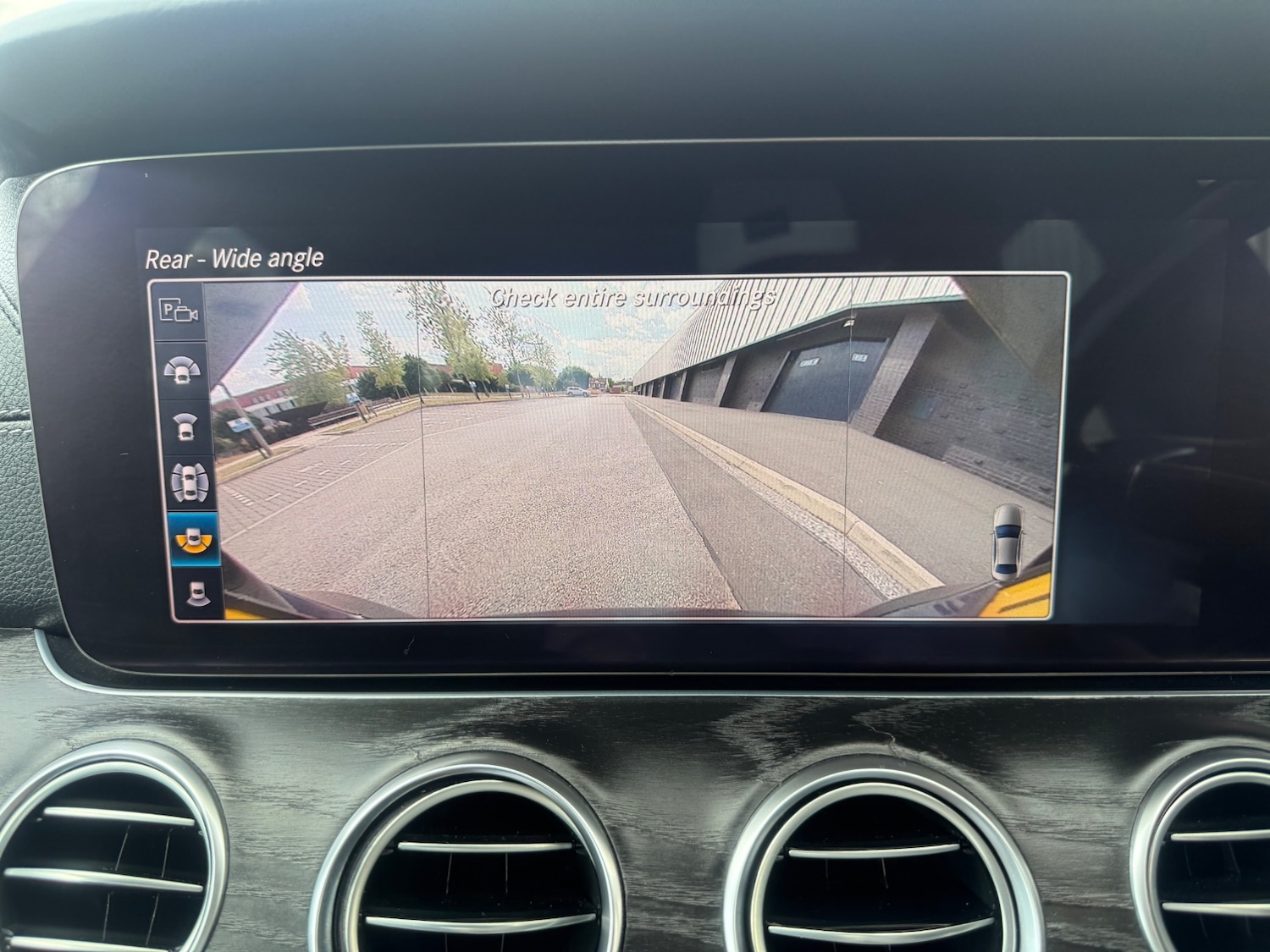 Used Mercedes-Benz E Class 2019 for sale - 76293324: Photo 12