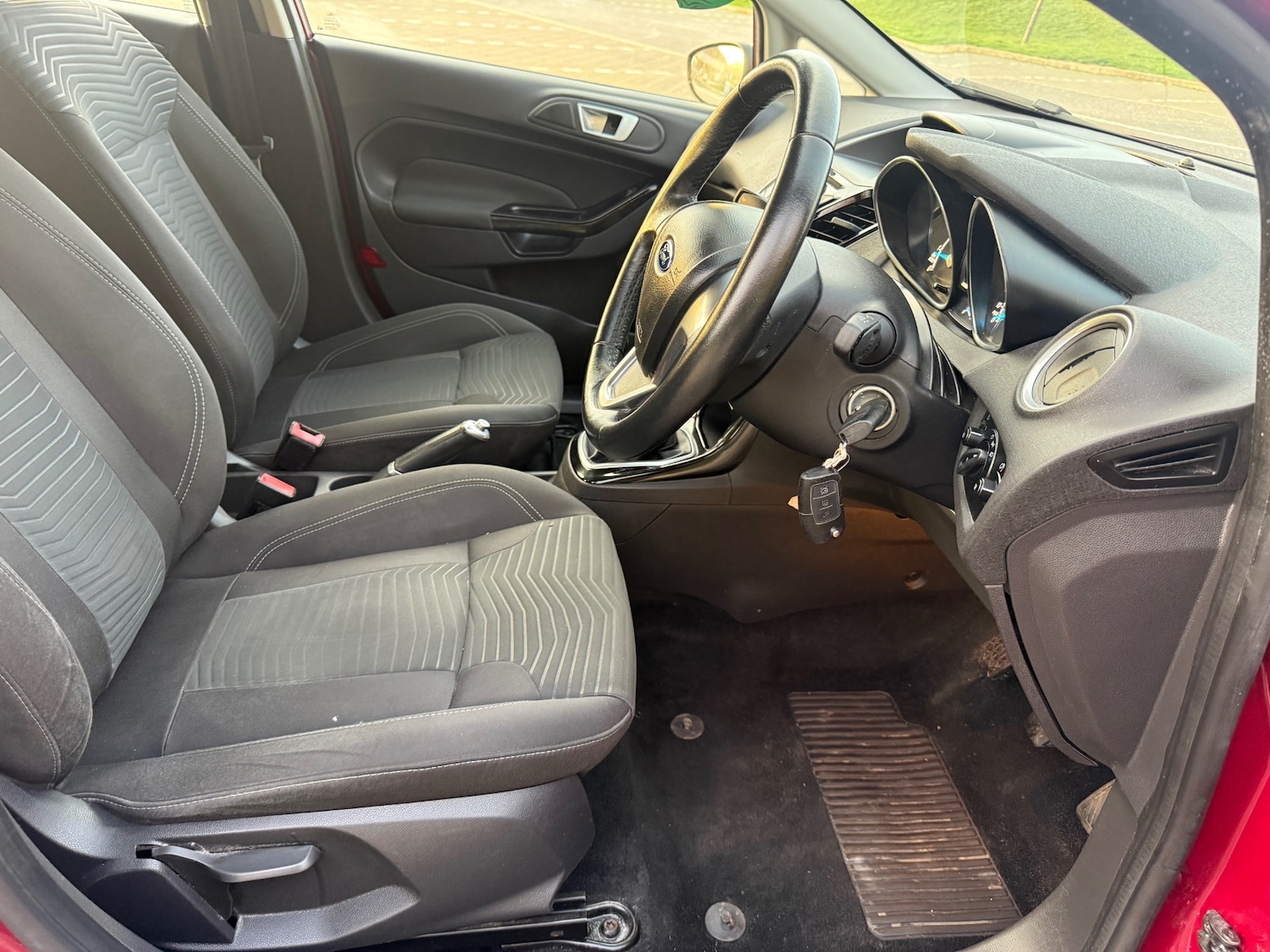 Used Ford Fiesta 2015 for sale - 76669488: Photo 32