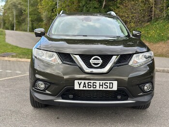 Used Nissan X-Trail 2016 for sale - 76000451: Photo