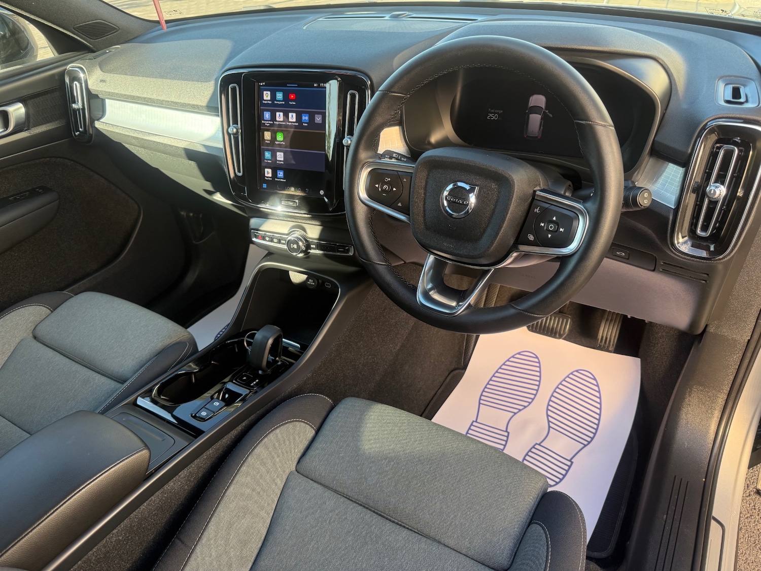 Used Volvo XC40 2023 for sale - 76848564: Photo 14