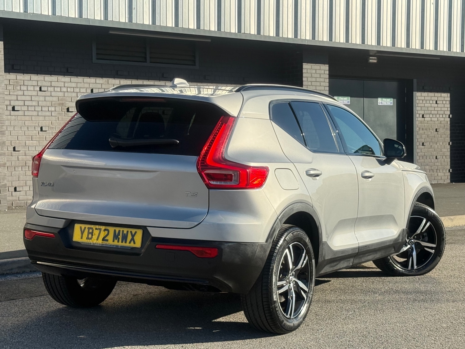 Used Volvo XC40 2023 for sale - 76848564: Photo 5