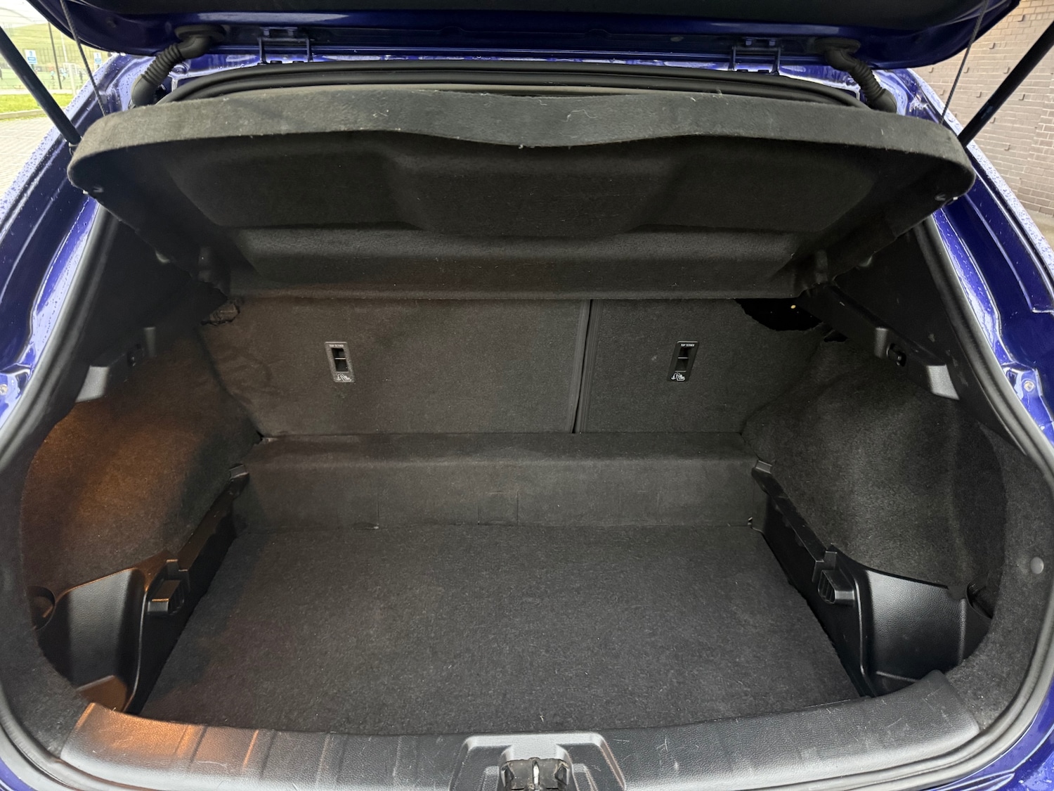 Used Nissan Qashqai 2015 for sale - 77240521: Photo 31