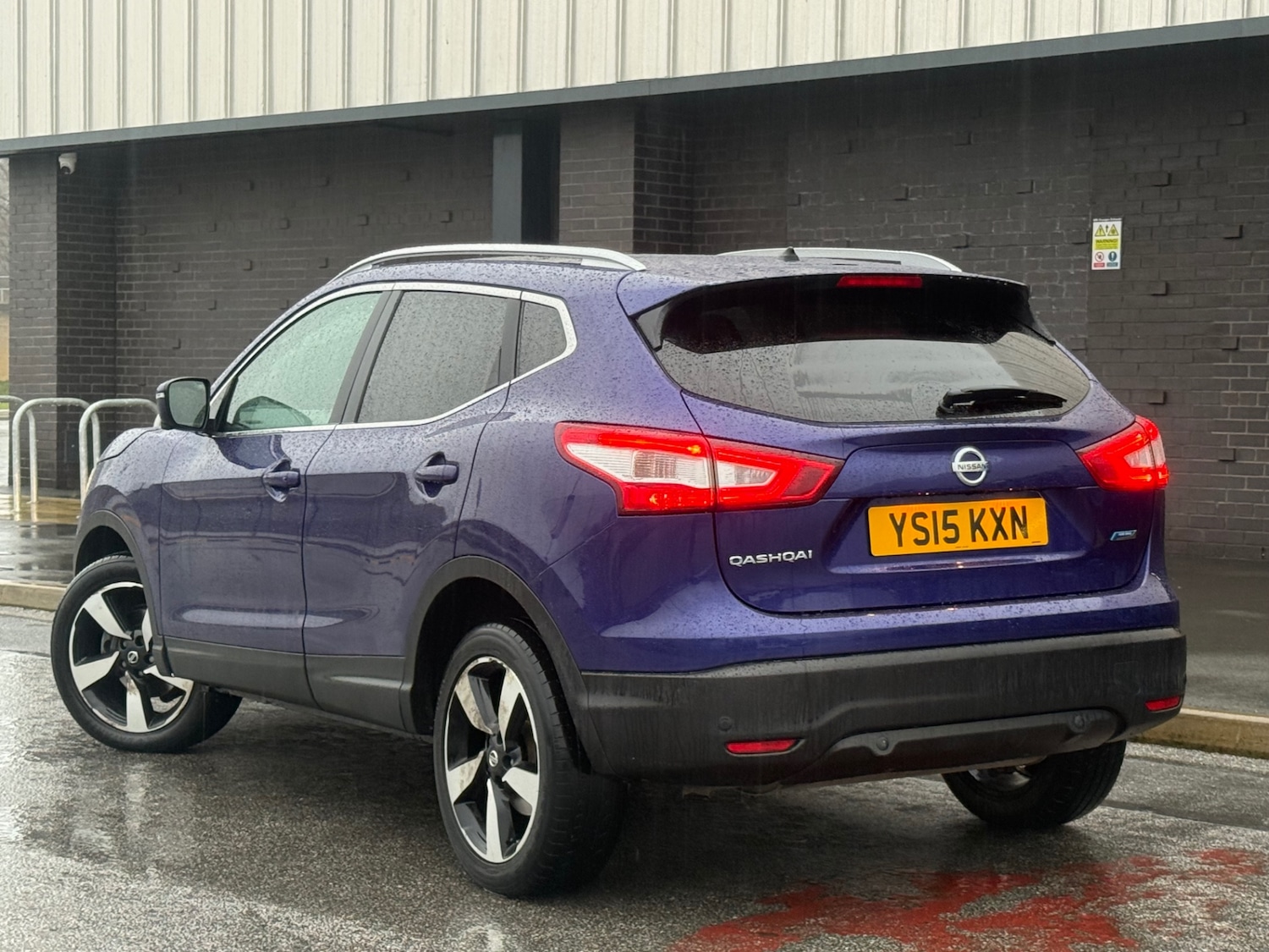 Used Nissan Qashqai 2015 for sale - 77240521: Photo 4