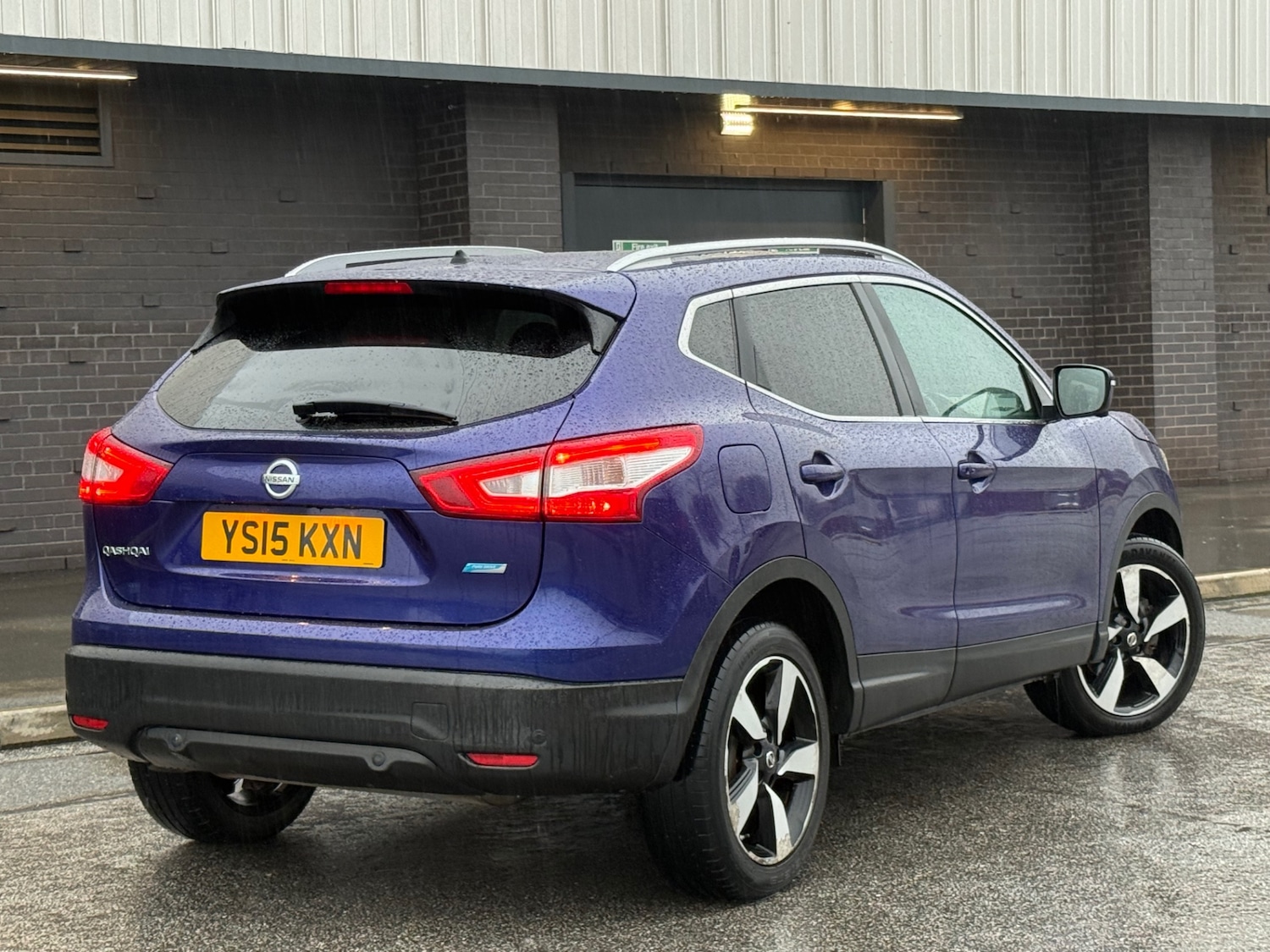 Used Nissan Qashqai 2015 for sale - 77240521: Photo 5